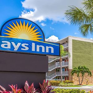 Days Inn By Wyndham Fort Lauderdale Airport Cruise Port